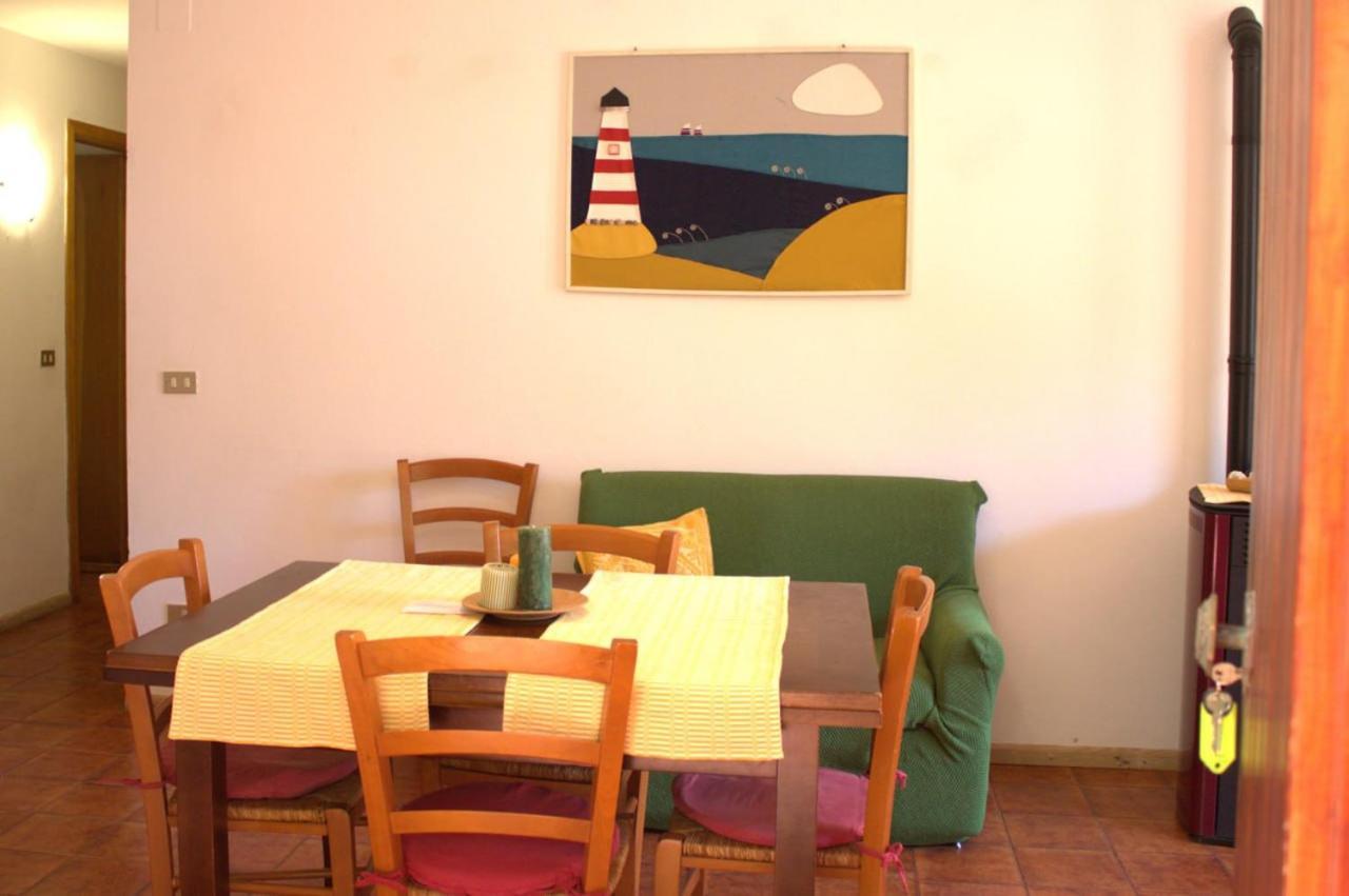 Casa Goletta Soggiorno Per 4 A 2 Minuti Dalla Spiaggia Iunq0334 Cala Gonone Exterior foto